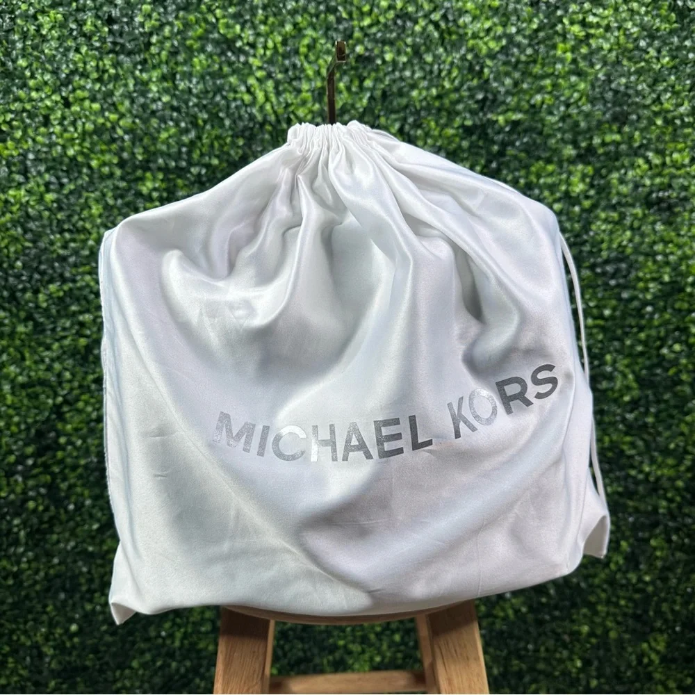 Nwot Michael Kors large Emilia Satchel Shoulder Crossbody Bag w/ matching wallet - Picture 17 of 17